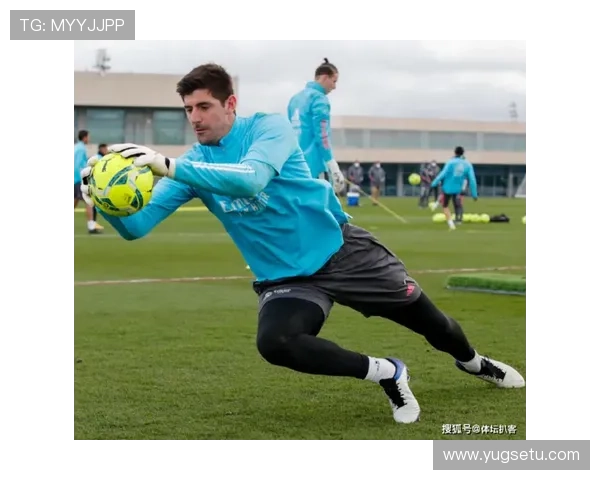 库尔图瓦与奥布拉克:稳定性及极限扑救能力对比分析 库尔图瓦与奥布拉克:稳定性及极限扑救能力对比分析